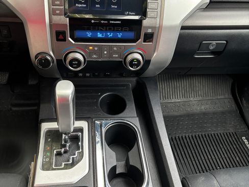 Used 2020 Toyota Tundra SR5 w/ TRD Off-Road Package AWD/4WD image 10