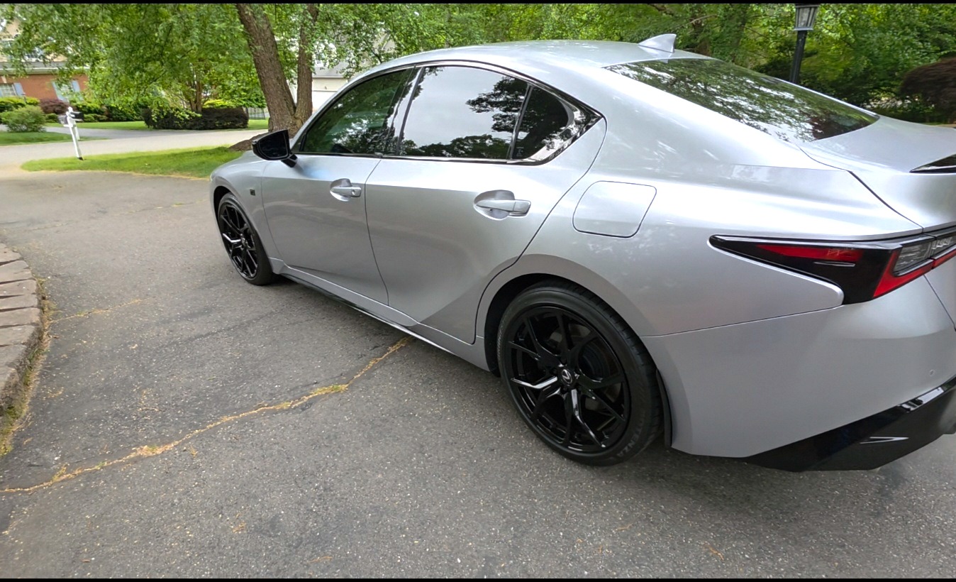 Used 2025 Lexus IS 500 w/ Accessory Package RWD image 15