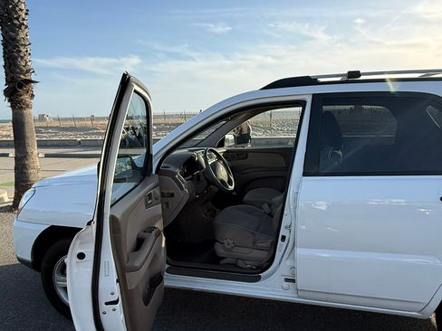 Used 2009 Kia Sportage LX image 12