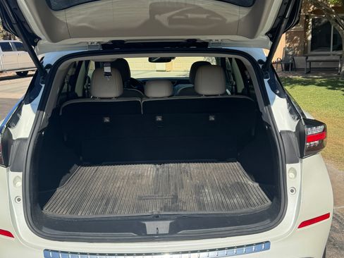 Used 2021 Nissan Murano Platinum w/ Cargo Package FWD image 5