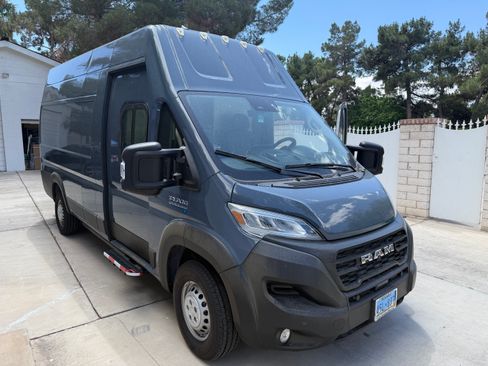 Used 2024 RAM ProMaster 3500 FWD image 6