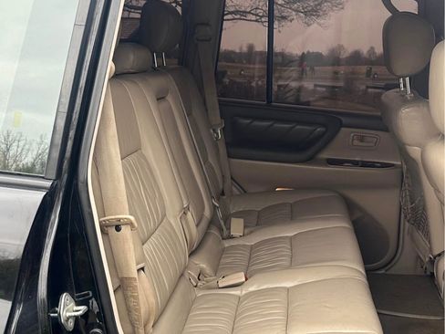 Used 1998 Toyota Land Cruiser w/ Leather Trim Pkg AWD/4WD image 14