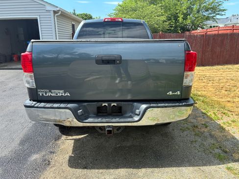 Used 2010 Toyota Tundra 4x4 Double Cab image 6