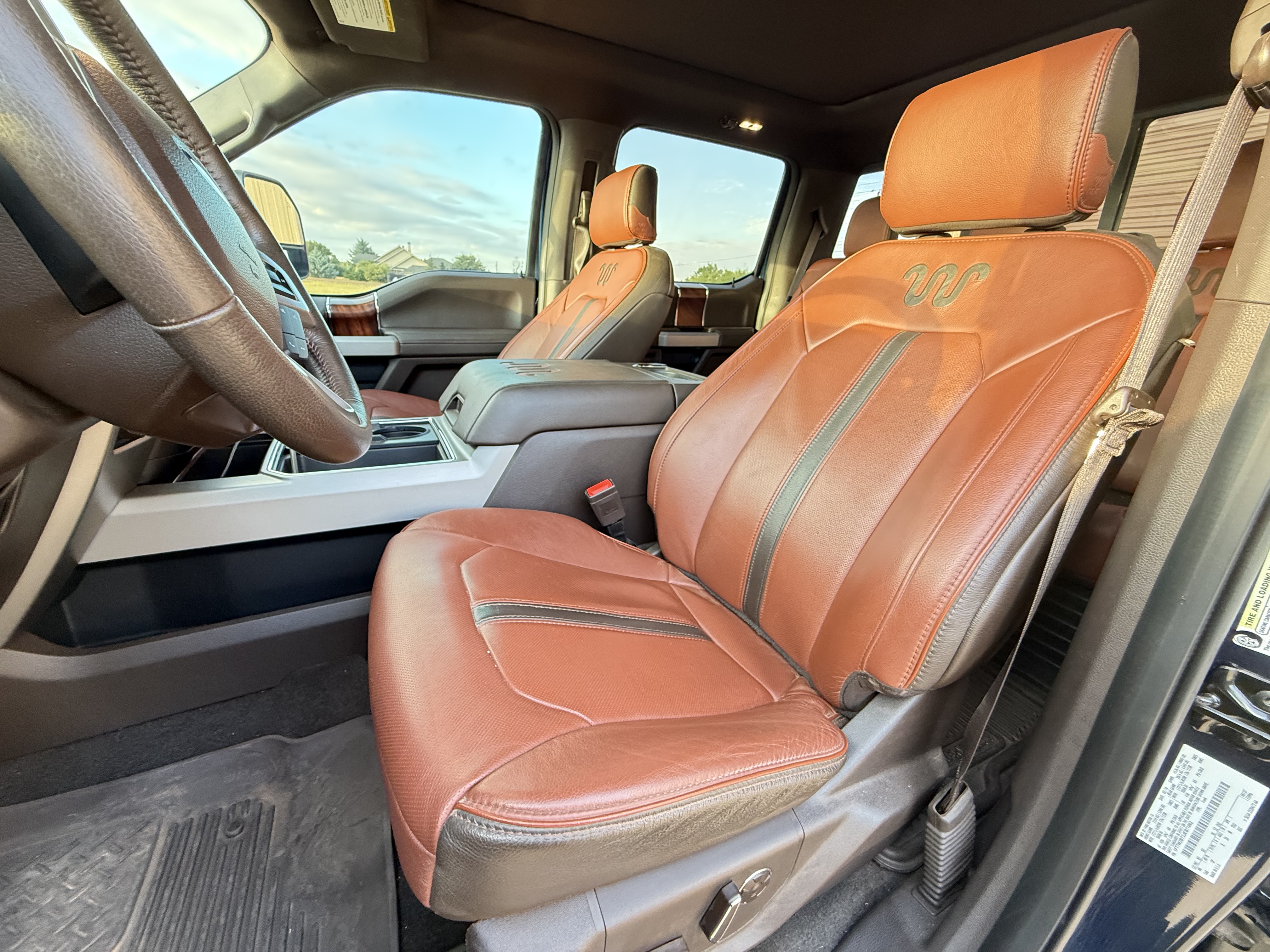 Used 2018 Ford F250 King Ranch w/ King Ranch Ultimate Package AWD/4WD image 9