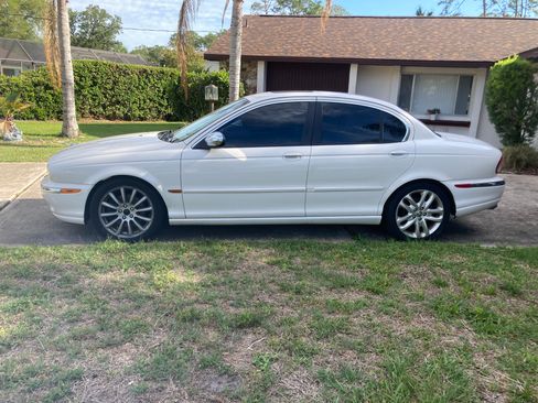 Used 2006 Jaguar X-TYPE 3.0 image 1