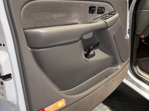 Used 2002 Chevrolet Silverado 3500 LT w/ Off-Road Skid Plate Pkg image 6