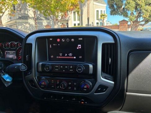 Used 2016 GMC Sierra 1500 SLE w/ SLE Value Package image 11