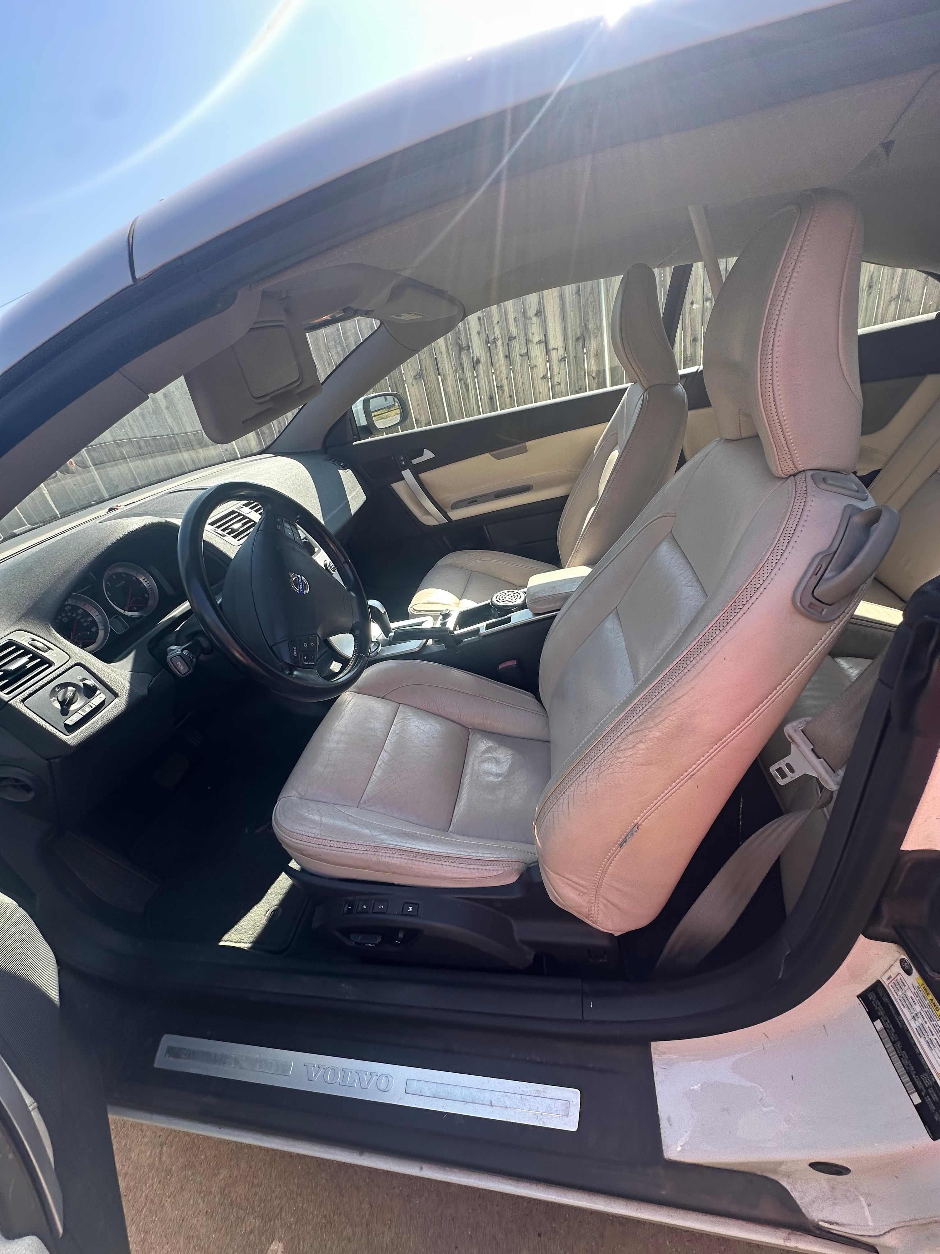 Used 2011 Volvo C70 T5 FWD image 10