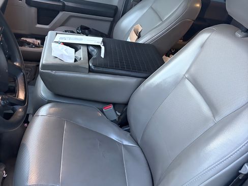 Used 2017 Ford F250 XL w/ Power Equipment Group AWD/4WD image 8