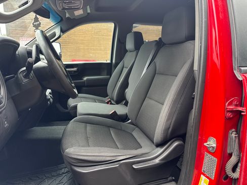 Used 2020 Chevrolet Silverado 2500 Custom w/ Custom Value Package AWD/4WD image 12