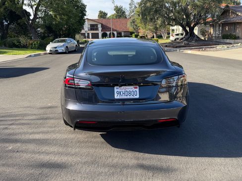 Used 2023 Tesla Model S Standard Range image 5