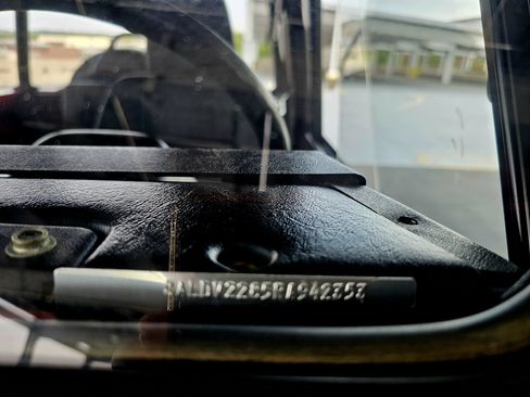 Used 1994 Land Rover Defender 90 image 9