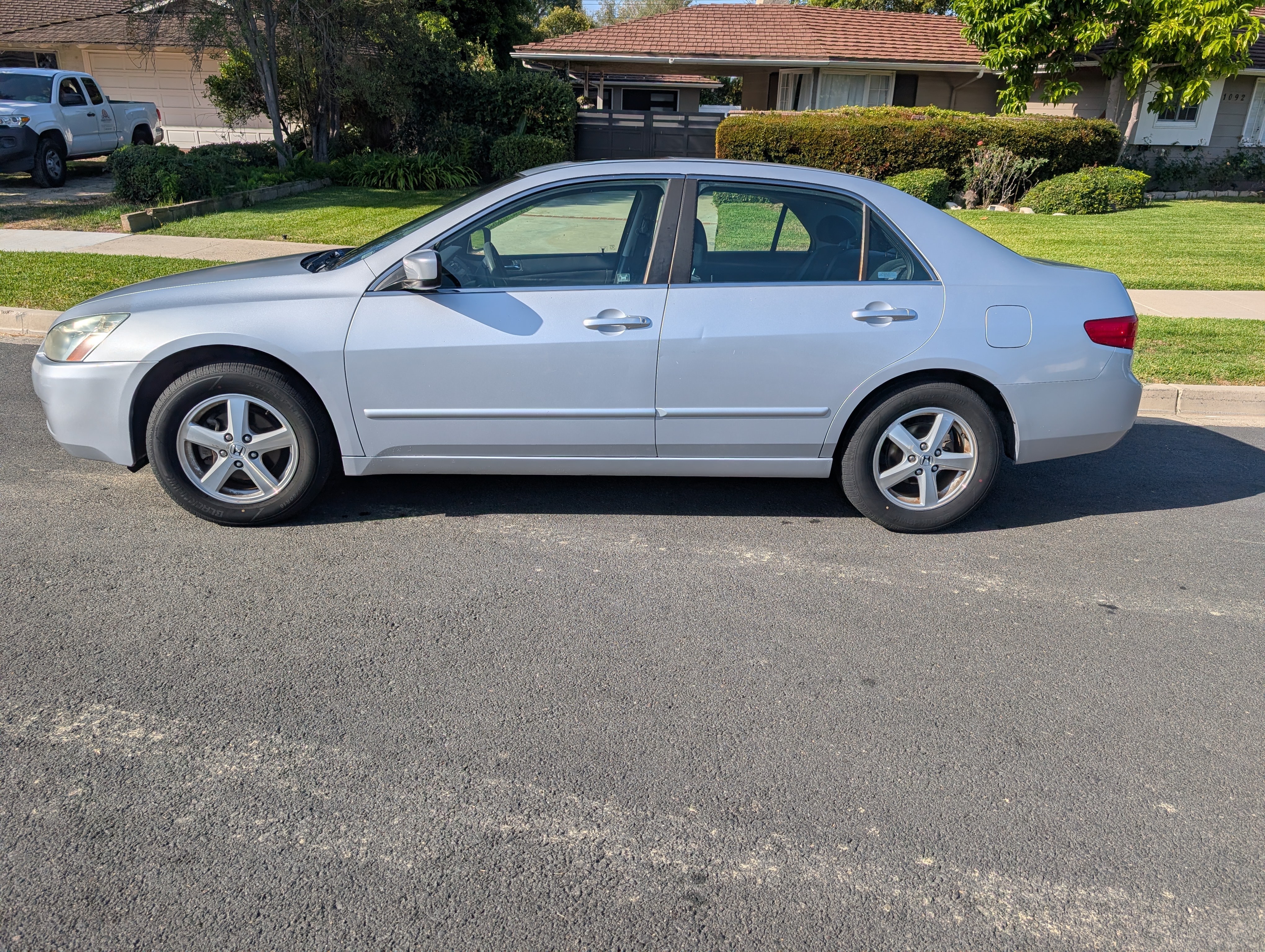 Used 2005 Honda Accord EX image 4