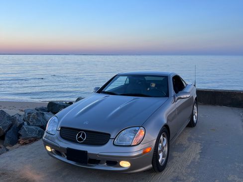 Used 2003 Mercedes-Benz SLK 320 image 2