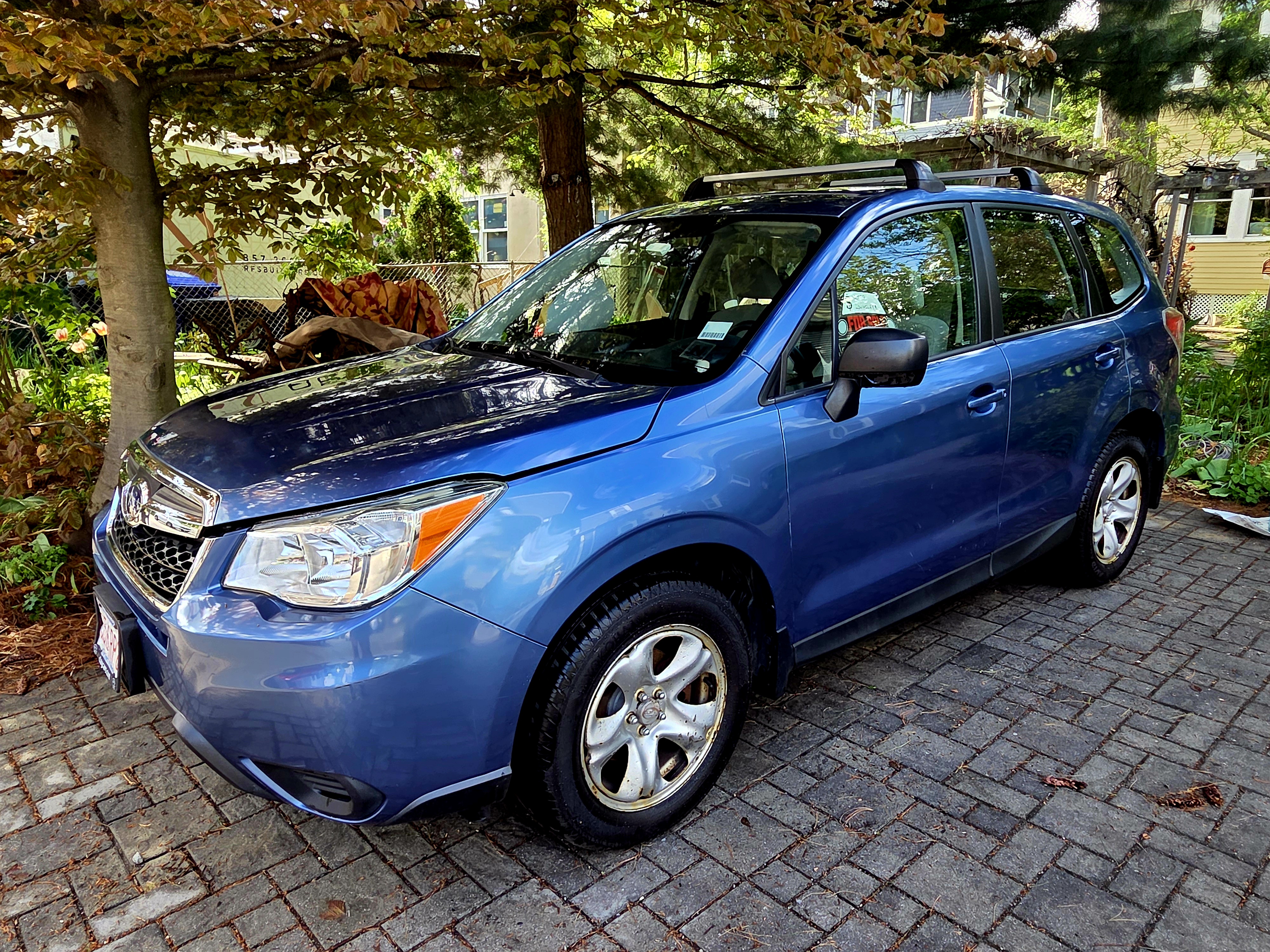 Used 2016 Subaru Forester 2.5i AWD/4WD image 2