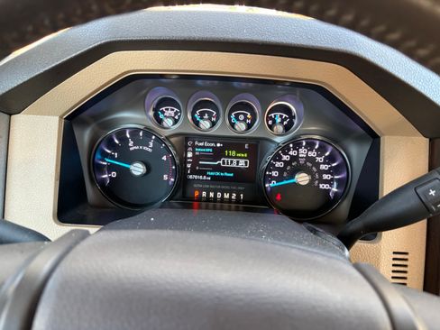 Used 2015 Ford F350 Lariat w/ Chrome Package image 9