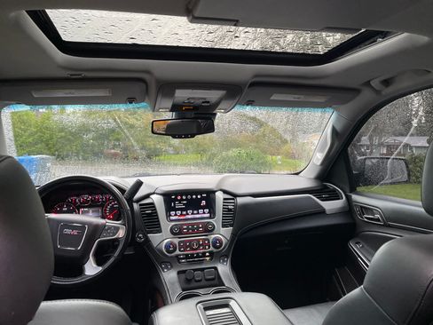 Used 2016 GMC Yukon SLT w/ Open Road Package image 9