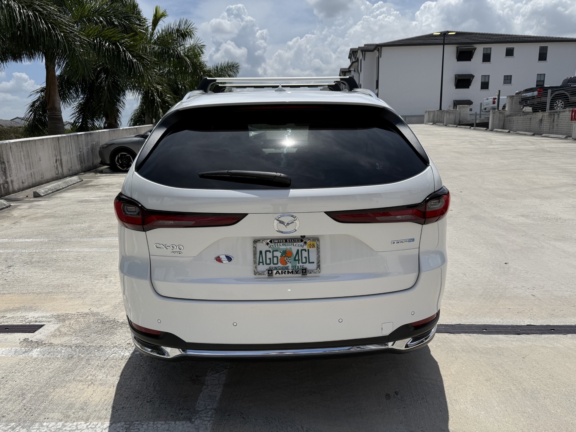 Used 2024 MAZDA CX-90 Plug-In Hybrid w/ Premium Plus AWD/4WD image 6