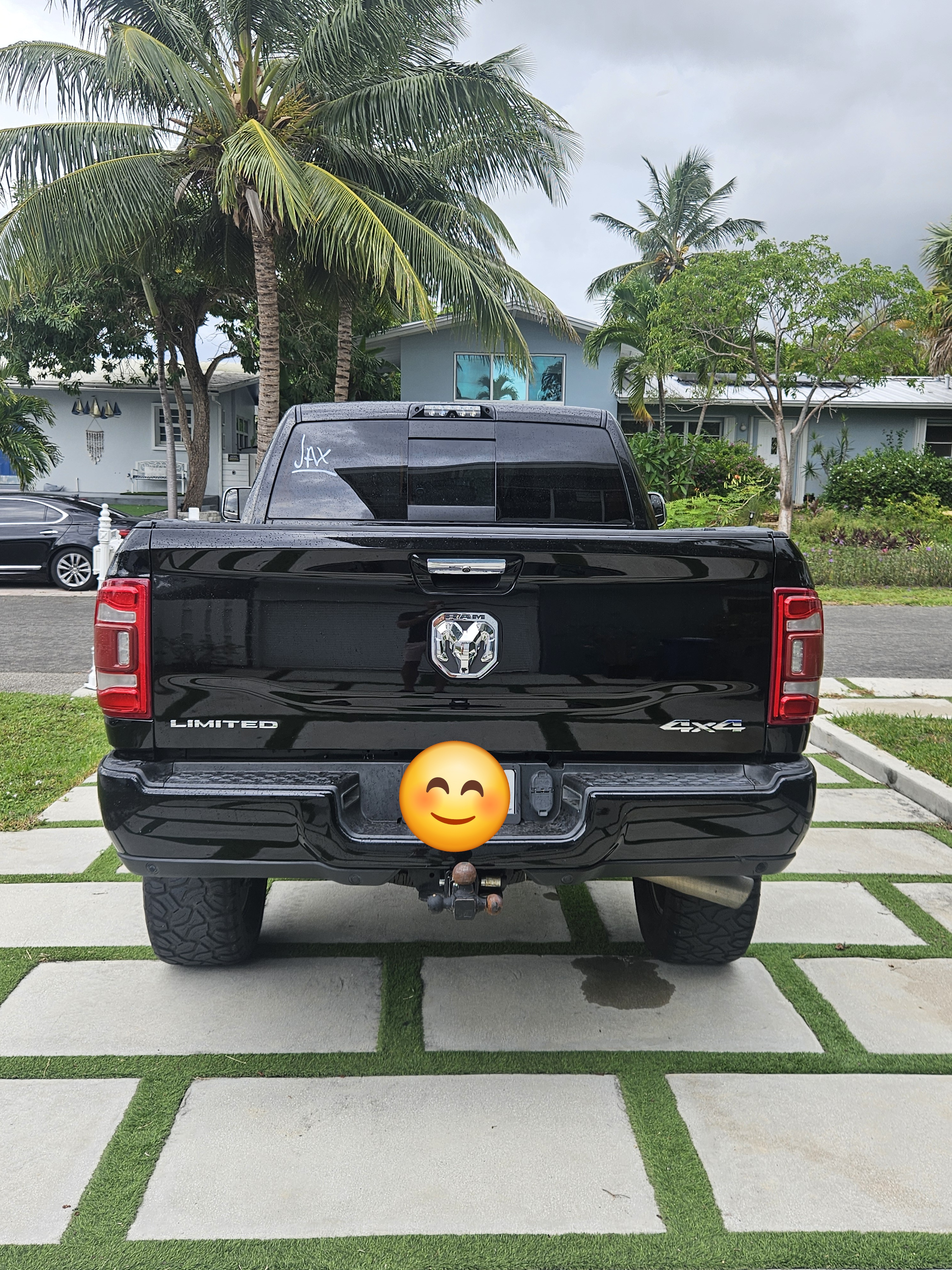 Used 2020 RAM 3500 Limited AWD/4WD image 2