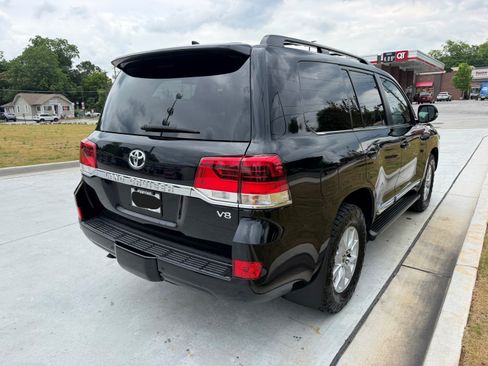 Used 2016 Toyota Land Cruiser AWD/4WD image 5