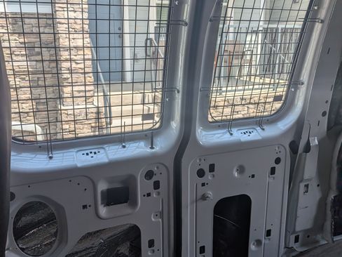 Used 2013 Ford E-150 and Econoline 150 RWD image 9