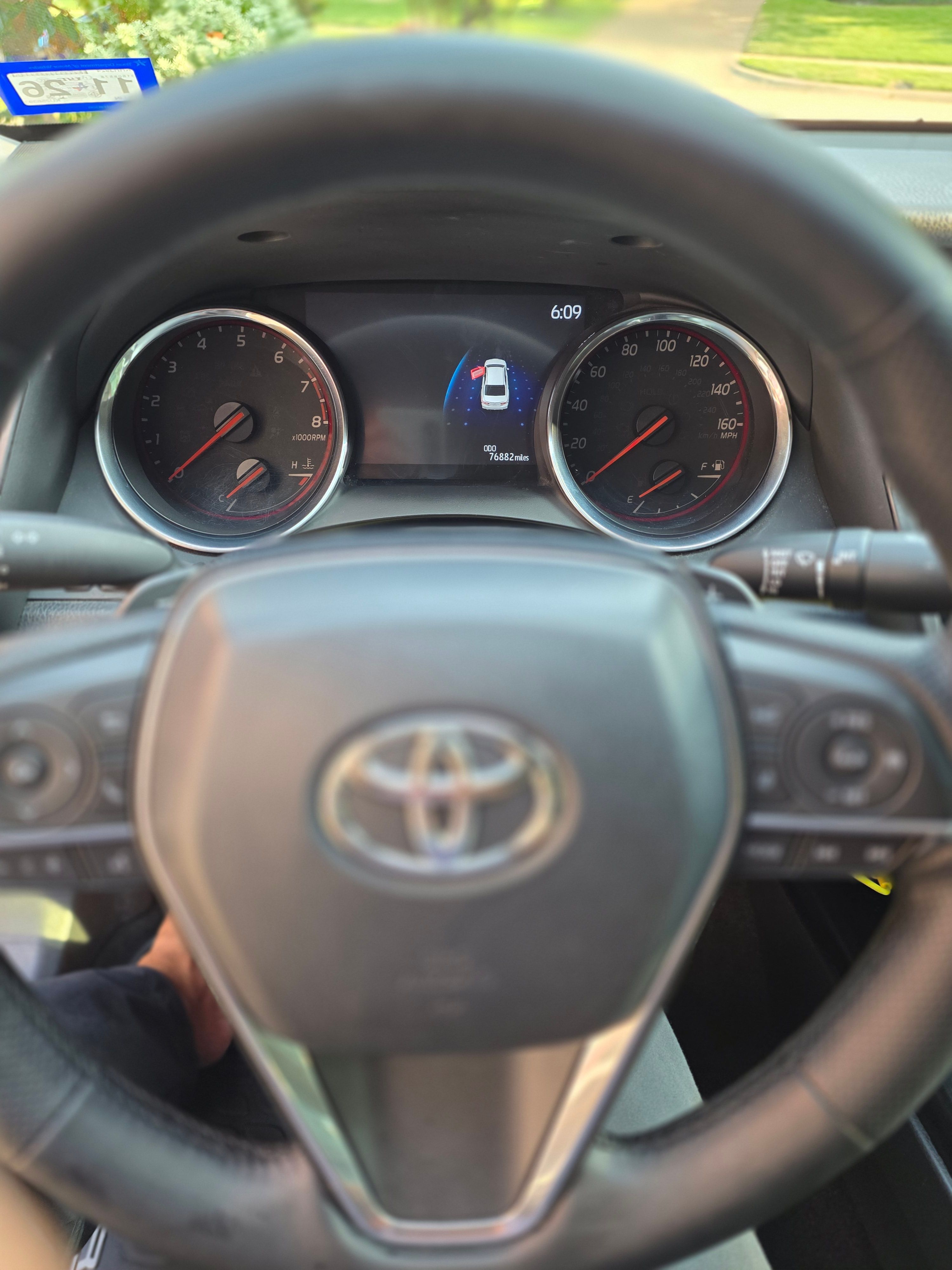 Used 2019 Toyota Camry XSE FWD image 10