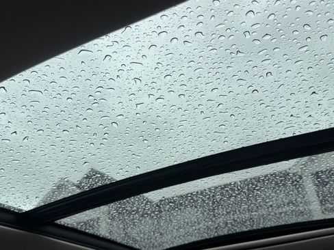 Used 2022 Subaru Ascent Limited w/ Technology Package image 13