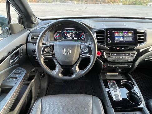 Used 2022 Honda Pilot Black Edition image 14