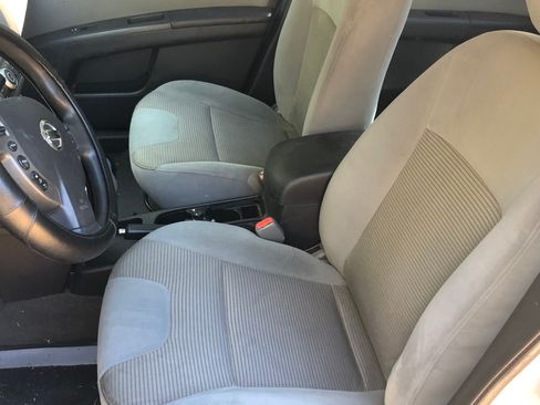 Used 2011 Nissan Sentra 2.0 S image 8