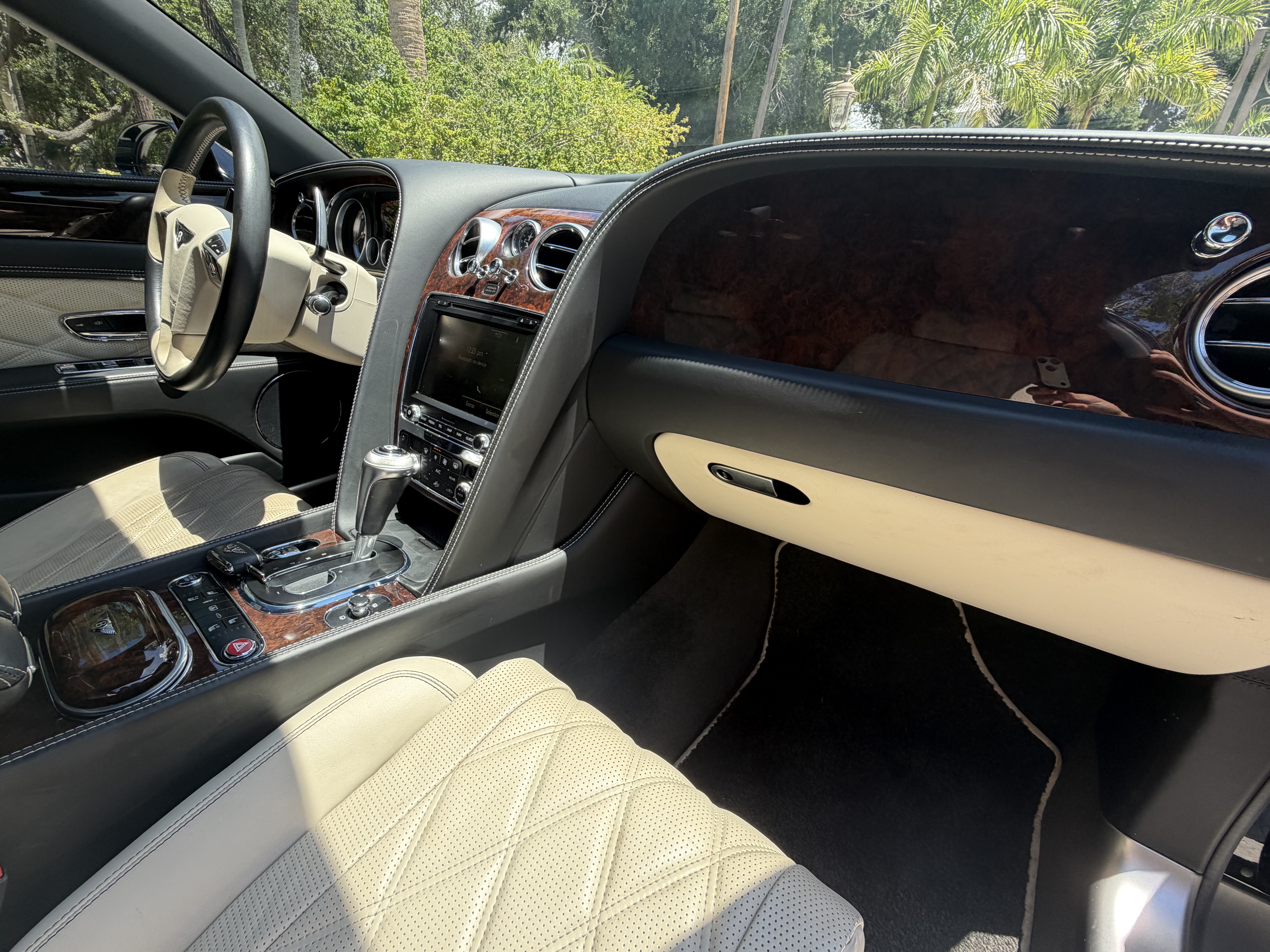 Used 2016 Bentley Flying Spur W12 AWD/4WD image 14