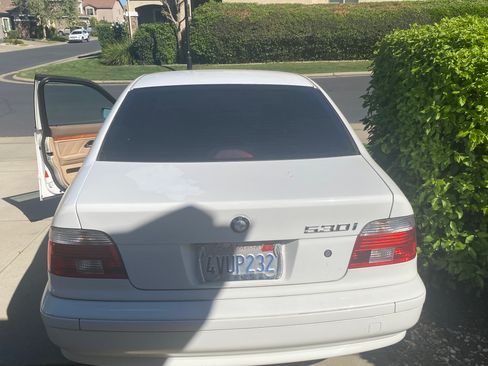 Used 2002 BMW 530i Sedan image 8