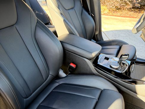 Used 2023 BMW X3 sDrive30i w/ Premium Package image 15