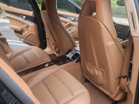 Used 2014 Porsche Panamera Turbo w/ Premium Package Plus image 17