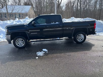 Used 2017 GMC Sierra 1500 SLE w/ SLE Value Package