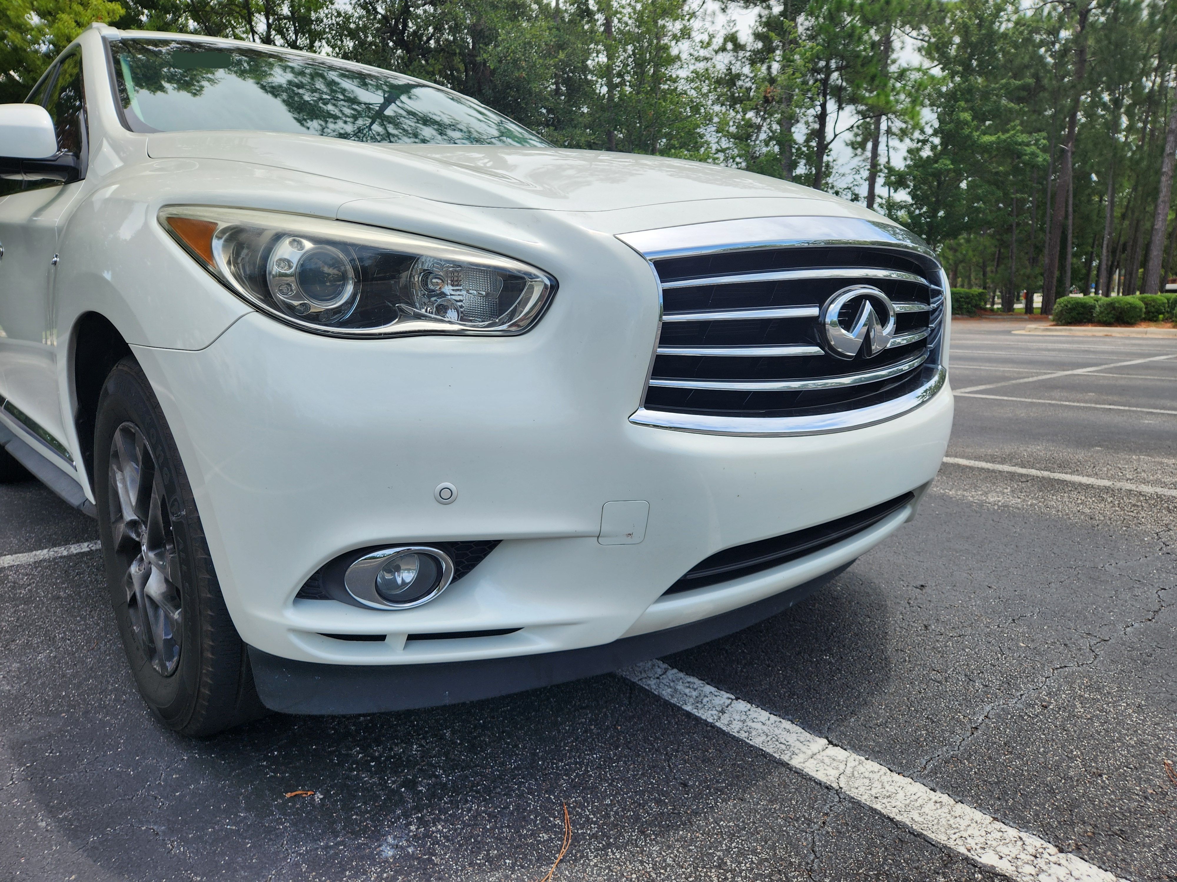Used 2015 INFINITI QX60 FWD w/ Driver Assistance Package image 12