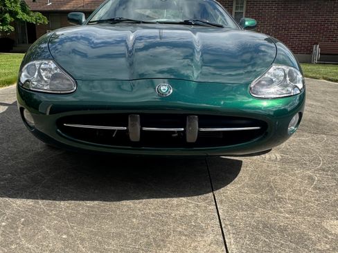 Used 2004 Jaguar XK8 Convertible RWD image 1