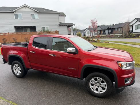 Used 2016 Chevrolet Colorado LT w/ Luxury Package, Chrome image 2