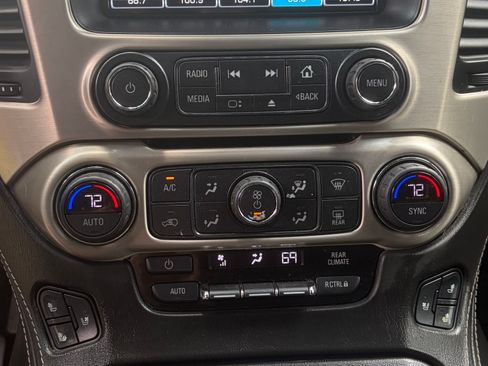 Used 2018 GMC Yukon XL Denali w/ Denali Ultimate Package AWD/4WD image 16