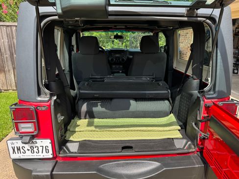 Used 2011 Jeep Wrangler Sport AWD/4WD image 16