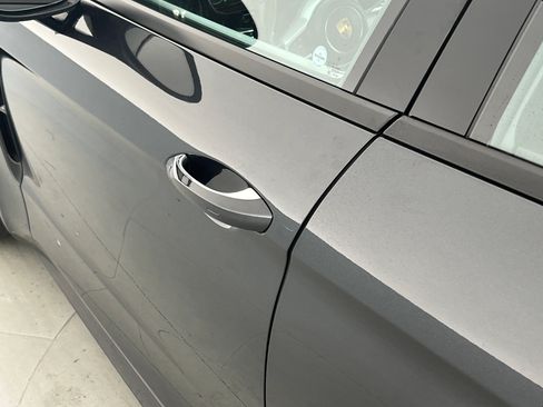 Used 2018 Porsche Panamera image 26