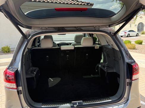 Used 2016 Kia Sorento SX FWD image 6