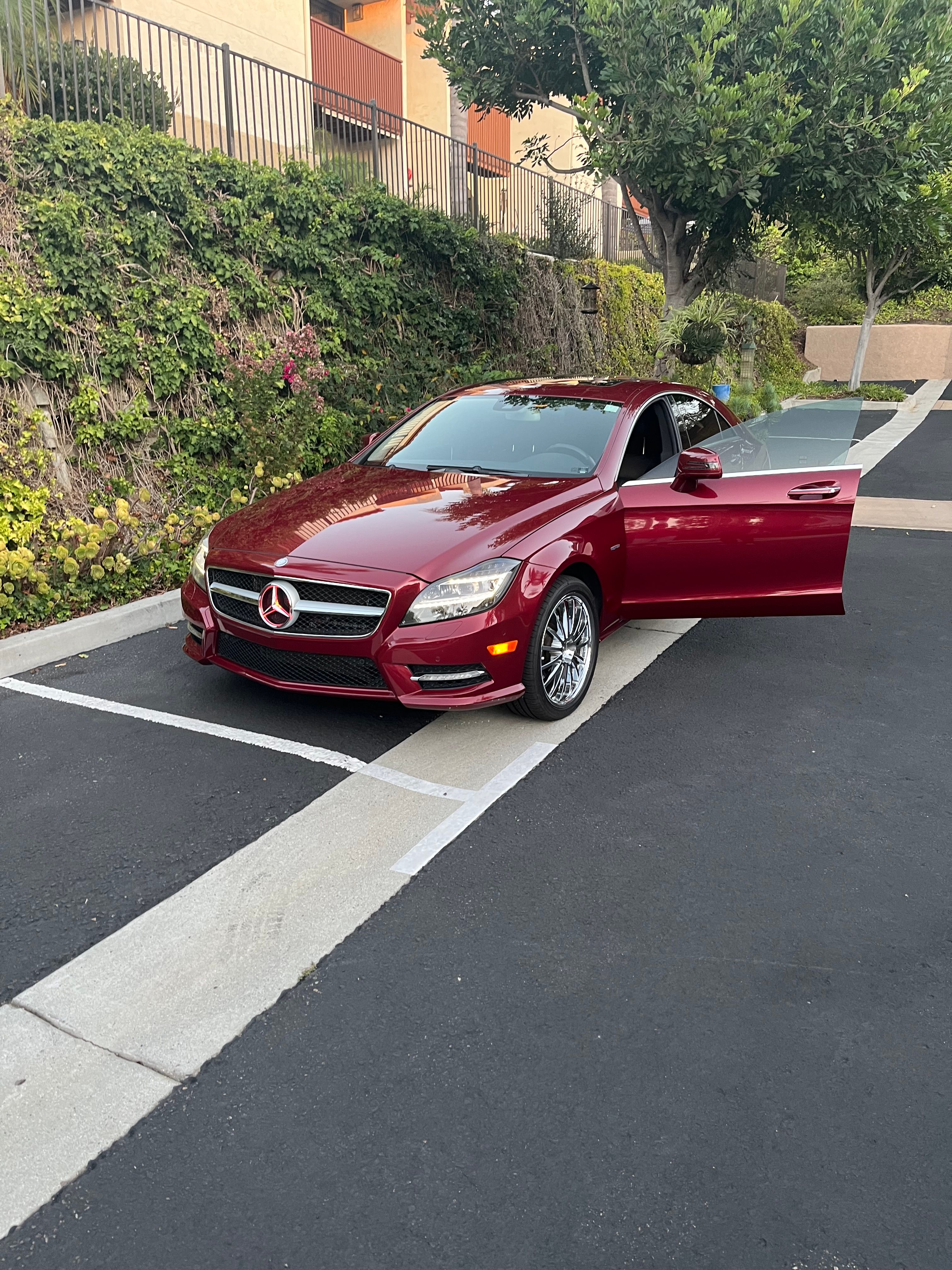 Used 2012 Mercedes-Benz CLS 550 image 5