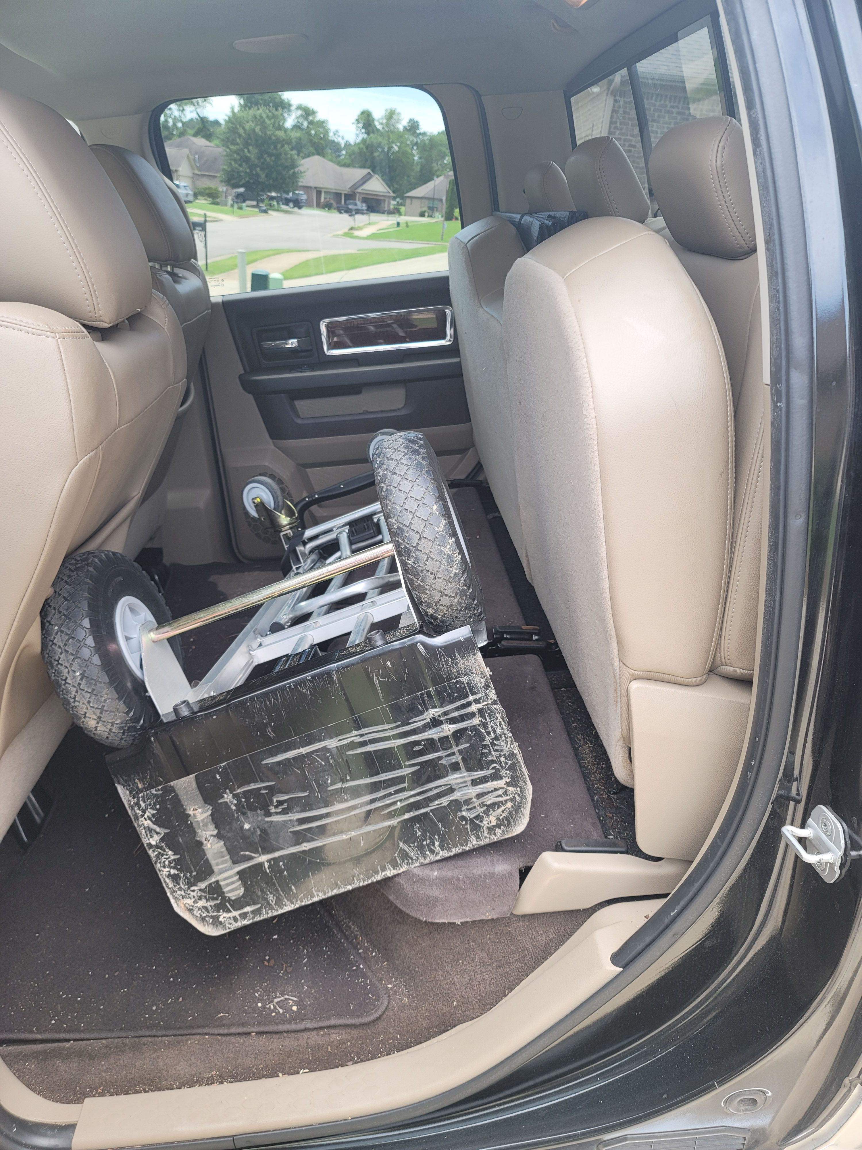 Used 2010 Dodge Ram 1500 Truck Laramie w/ Chrome Accents Group RWD image 13