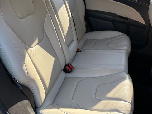 Used 2014 Ford Fusion Titanium image 6