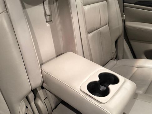 Used 2012 Jeep Grand Cherokee Altitude image 17