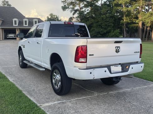 Used 2018 RAM 2500 SLT w/ Protection Group AWD/4WD image 9