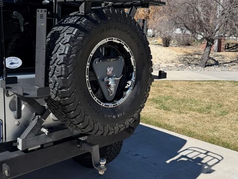 Used 2007 Jeep Wrangler Unlimited Rubicon w/ PWR Convenience Group image 6