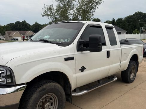 Used 2002 Ford F250 4x4 SuperCab Super Duty image 2