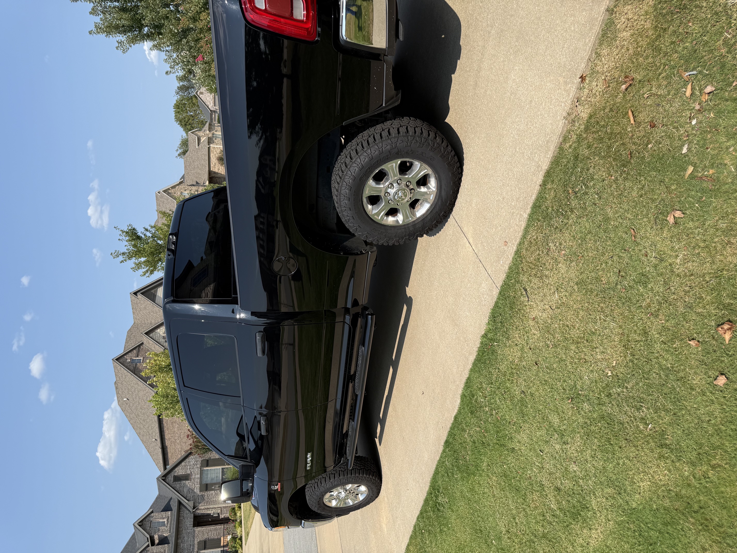 Used 2024 RAM 2500 Big Horn w/ Safety Group AWD/4WD image 17
