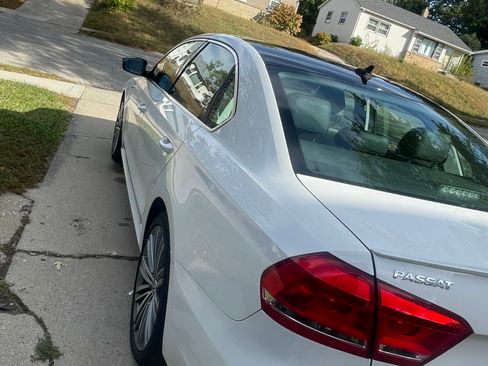 Used 2015 Volkswagen Passat 1.8T Sport image 4